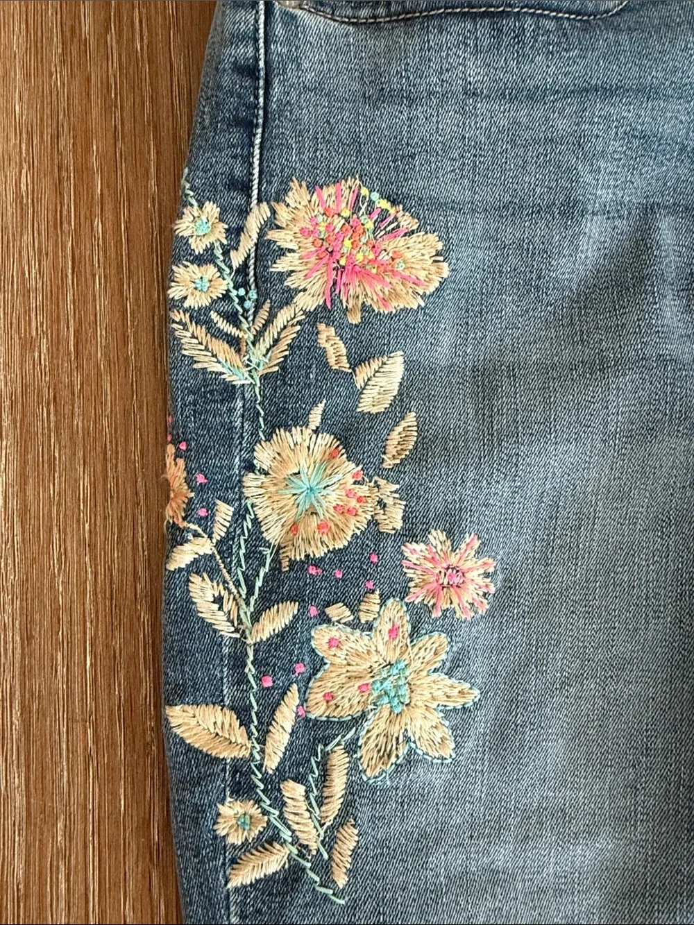 Lucky Brand Medium Blue Straight Jeans with Floral Embroidery